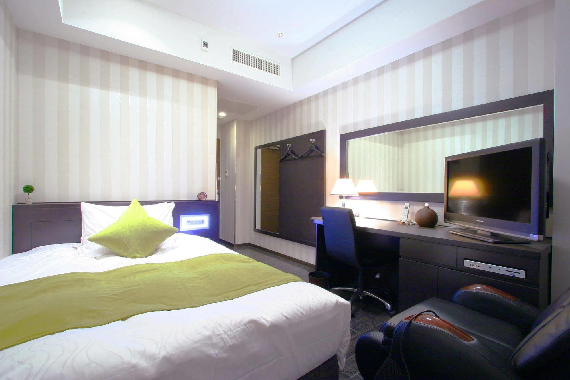 טוקיו Hotel Coco Grand Kitasenju מראה חיצוני תמונה